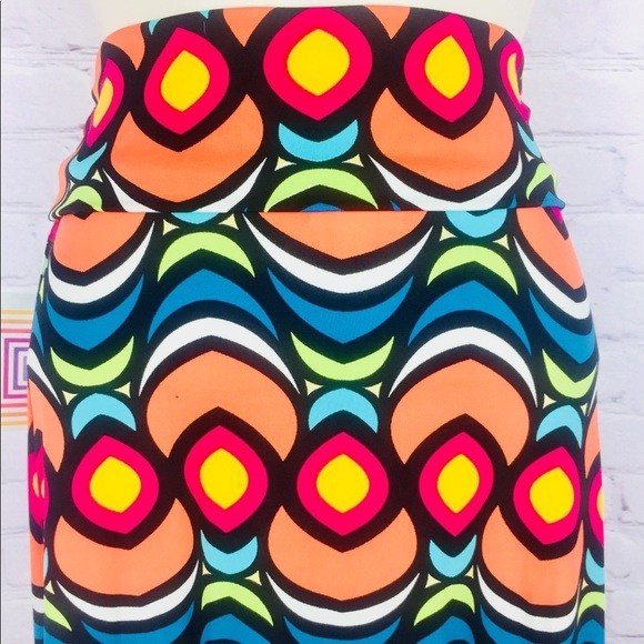 Vibrant Maxi Skirt Retro Flowy LuLaRoe Stretch - Picture 4 of 8